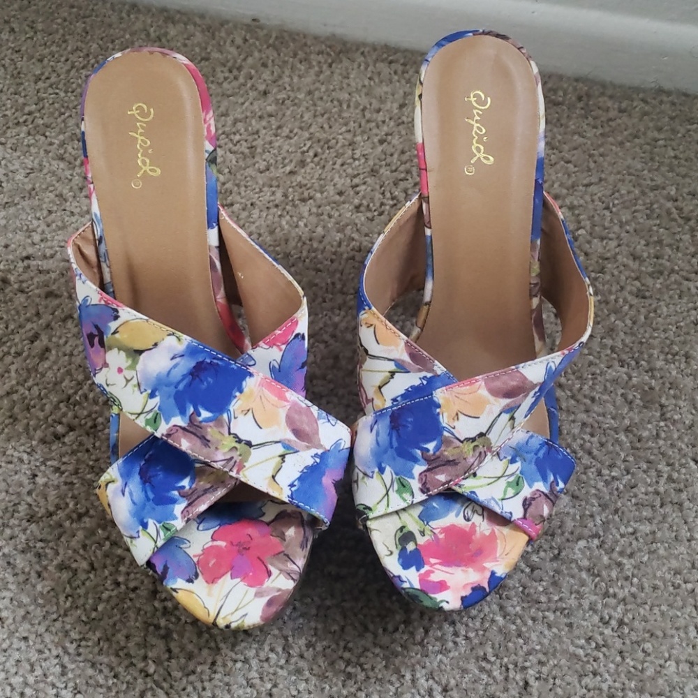 Platform heels
